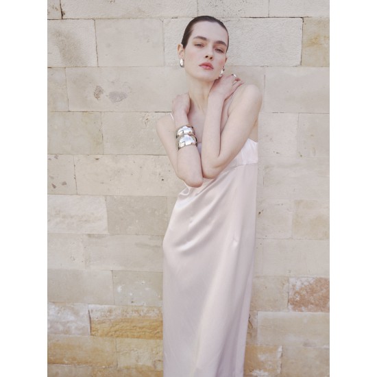  Платье с отрезным лифом