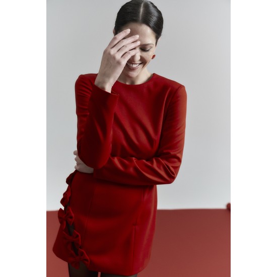 Платье с бантами красное