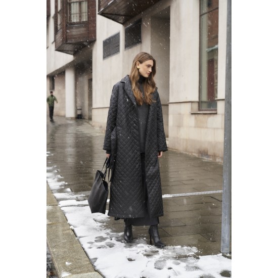 Плащ пальто из стеганой ткани 
