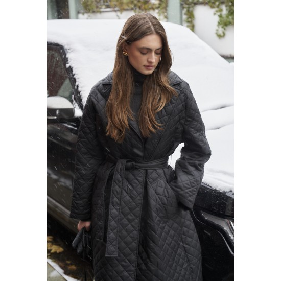 Плащ пальто из стеганой ткани 