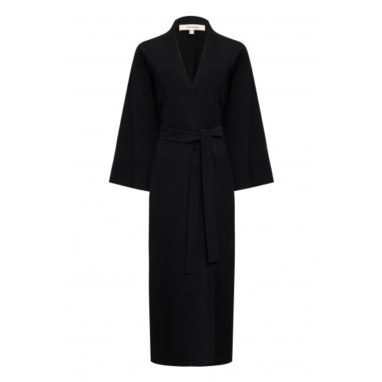 Халат с поясом в черном цвете 