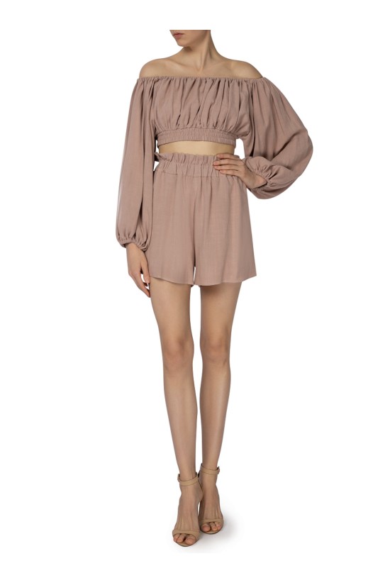 Шорты  с декоративным поясом Пудра