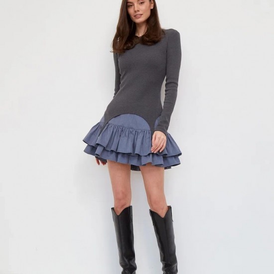 Как носить мини-юбку с воланами