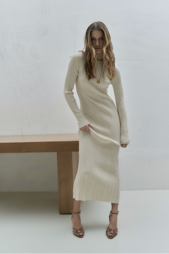 Платье вязаное Миди с длинным рукавом Кремовый 